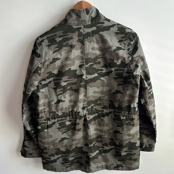 Universal Thread Camo Jacket - Picture 10 of 12